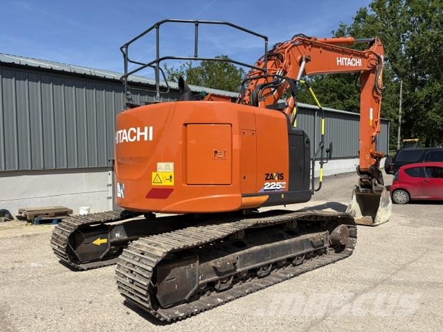 Hitachi ZX225USLC-6 Escavadeiras de esteiras