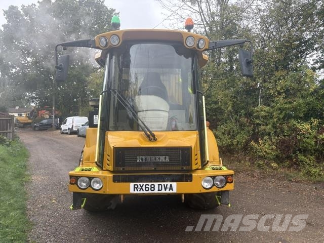 Hydrema 912F Swivel Skip Mini pašizgāzēji