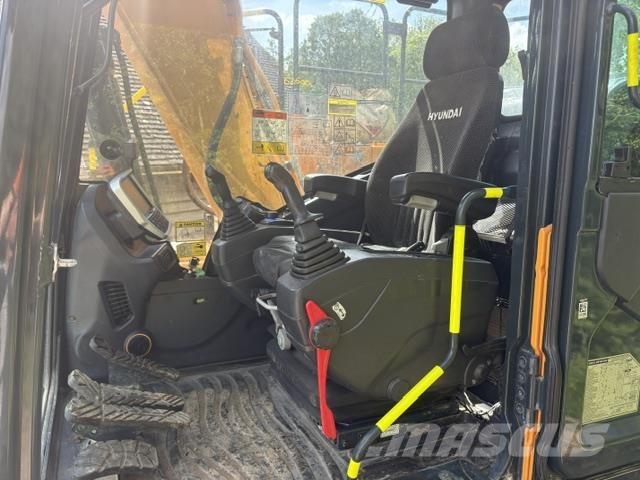 Hyundai HX140 Excavadoras sobre orugas