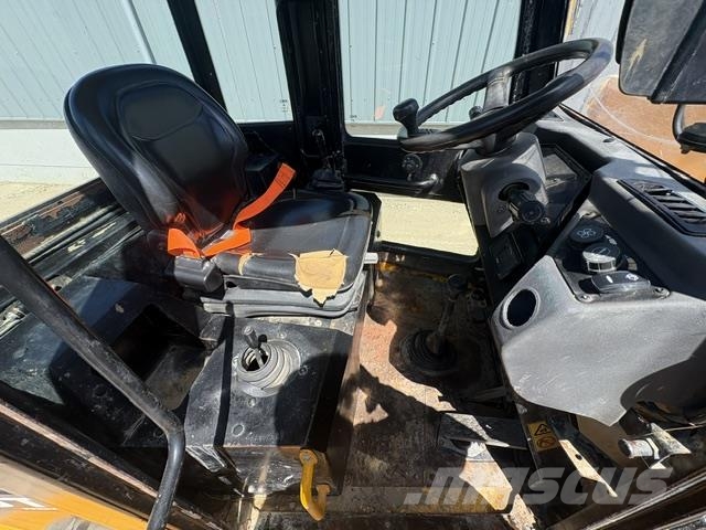 JCB 9T Cabbed Dumper Demperi za gradilišta