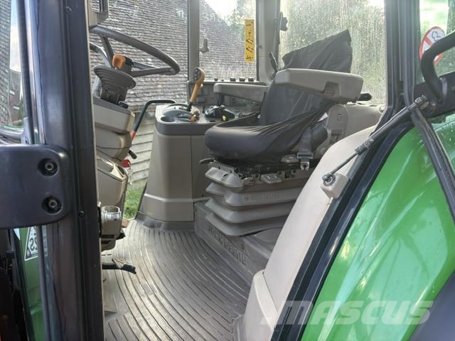John Deere 6120M Tractors
