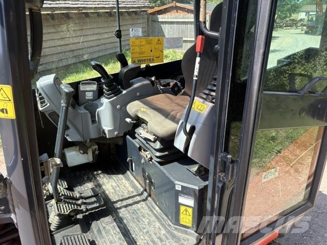 Kubota KX027-4 Midi excavators 7t - 12t