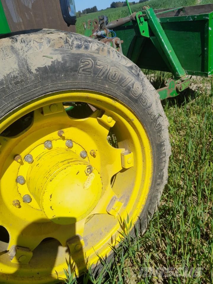  12.4X46-270/95X32 Tyres, wheels and rims