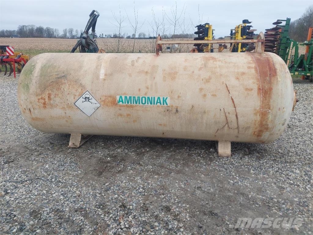 Agrodan Ammoniaktank 3200 kg Kraftstoff- und Zusatzstoffbehälter