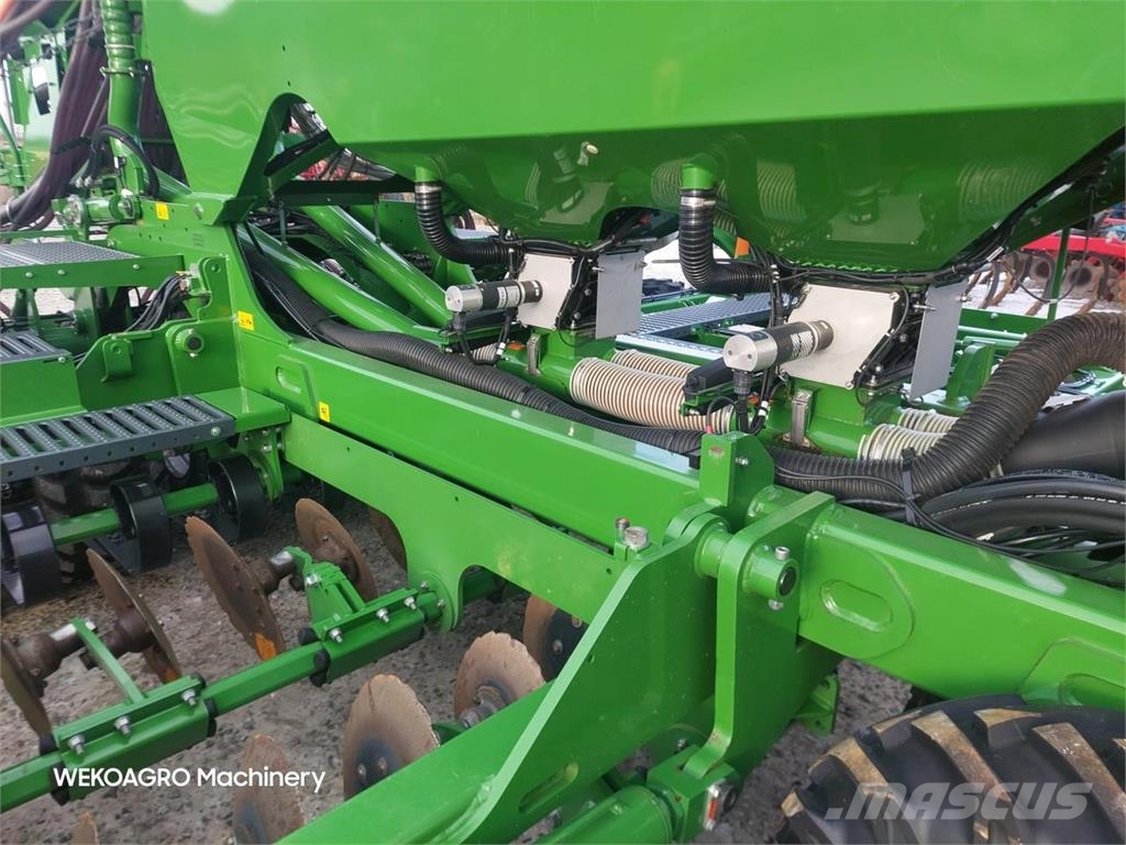 Amazone Cirrus 6003-2C med GreenDrill مثاقيب