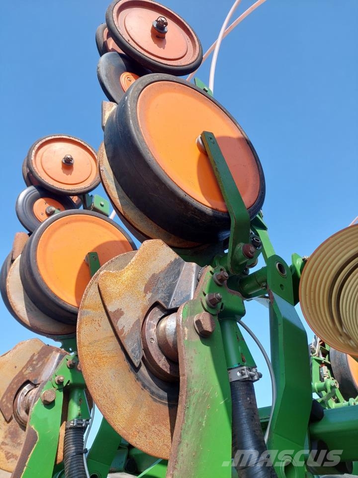 Amazone EDX 9000-T - 12 rækket Precisionsåmaskiner