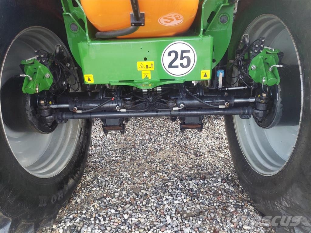 Amazone UX 11200 -36m med Amaselect Trailed sprayers