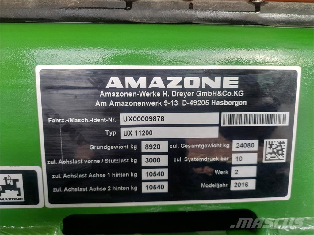 Amazone UX 11200 -36m med Amaselect Trailed sprayers