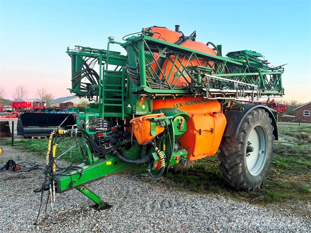Amazone UX 6200 SUPER الرشاشات