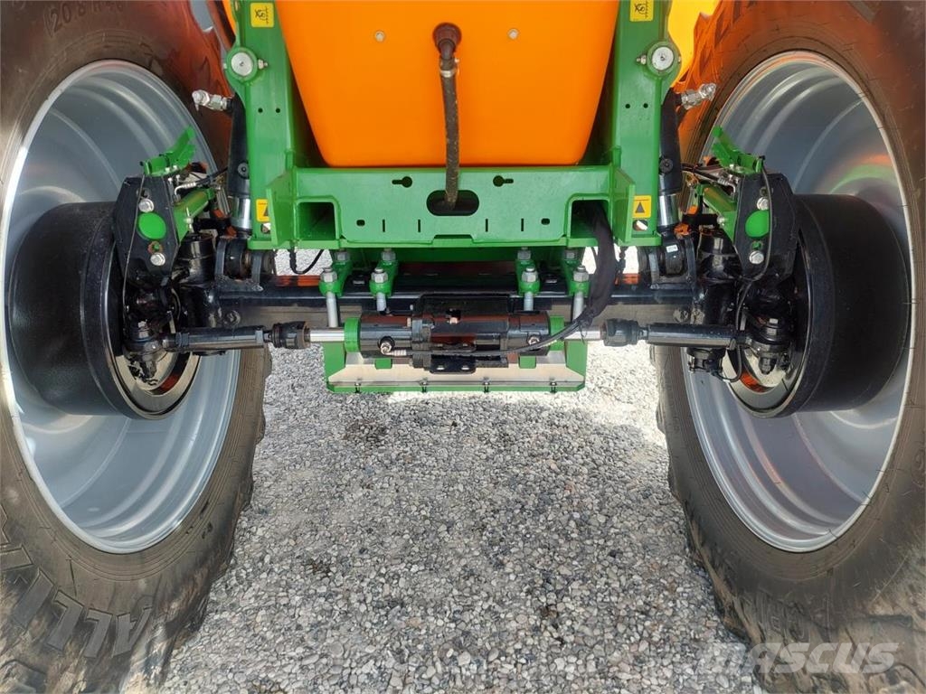 Amazone UX 8601 -30m- 25cm dyseafstand Vučene prskalice