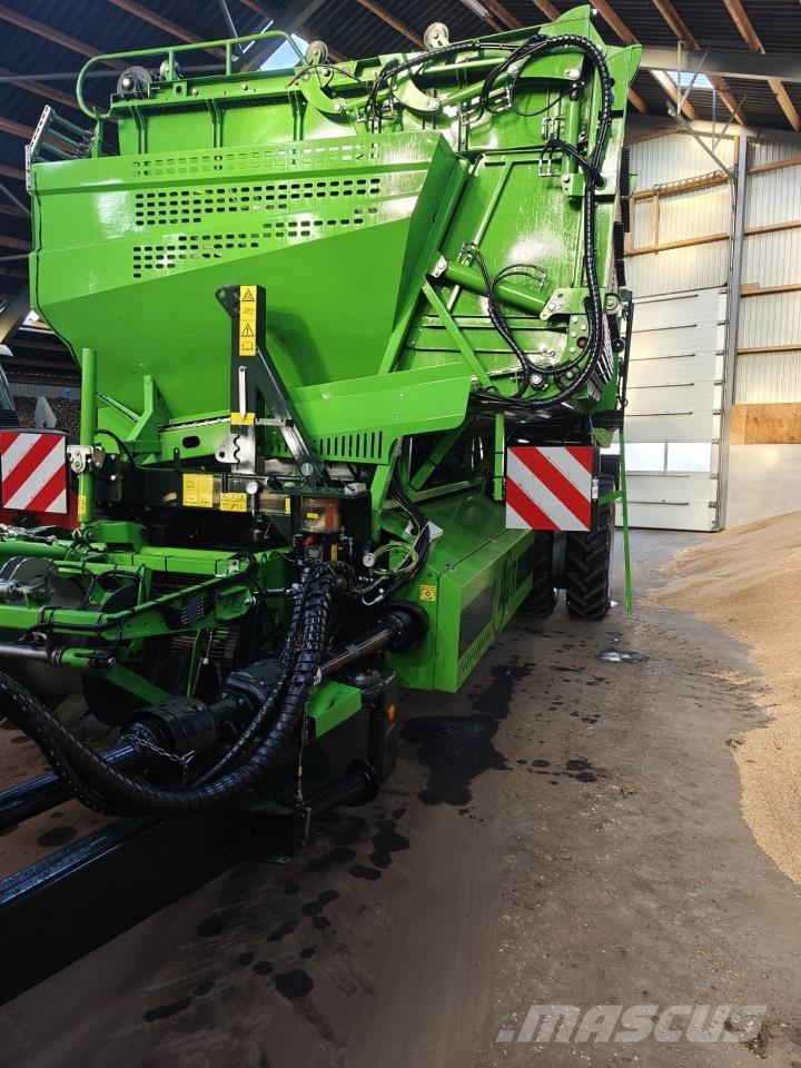 AVR 9200 VARIOWEB Potato harvesters