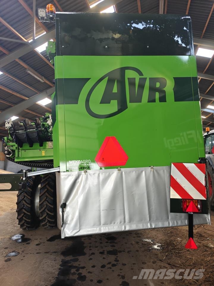 AVR 9200 VARIOWEB Potato harvesters
