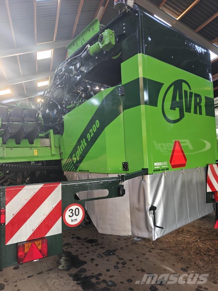 AVR 9200 VARIOWEB Potato harvesters