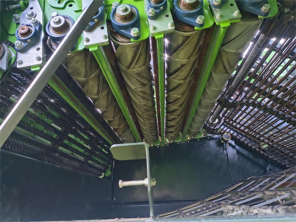 AVR 9200I CR Potato harvesters
