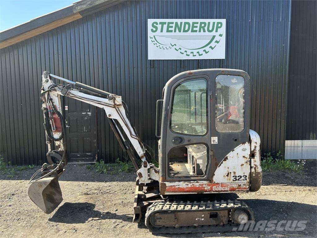 Bobcat 323 Minicargadoras
