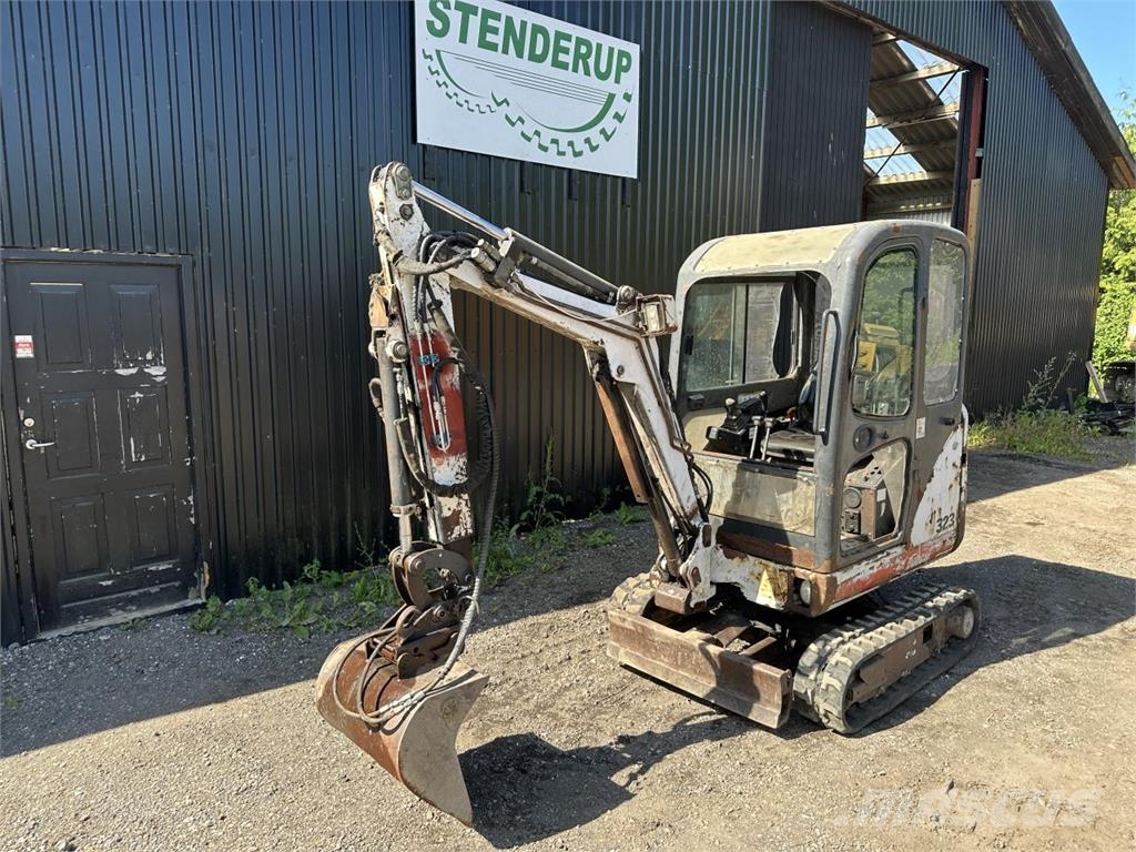 Bobcat 323 Minicargadoras