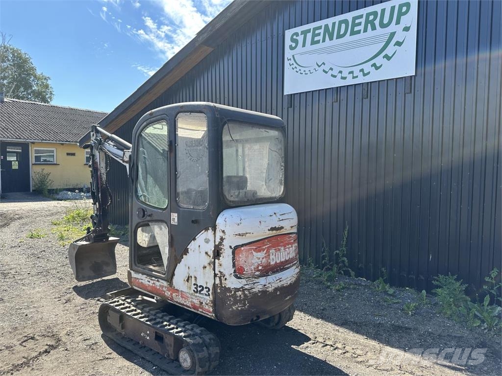 Bobcat 323 Minicargadoras