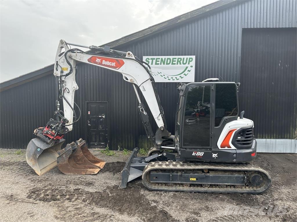 Bobcat E88 Mini bageri < 7t
