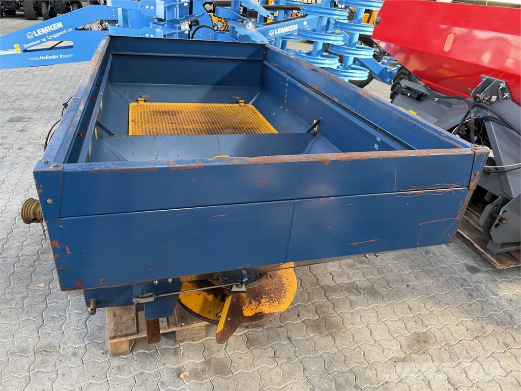 Bogballe E1000 Flüssigdüngerstreuer