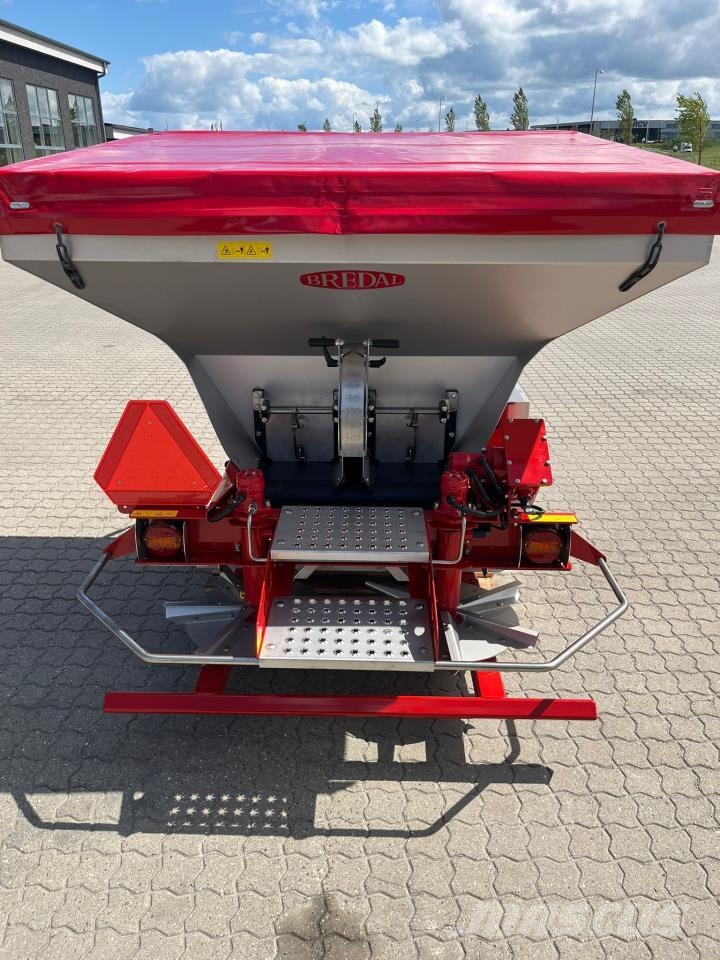 Bredal SGS 2000 saltspreder معدات نشر الرمال والملح