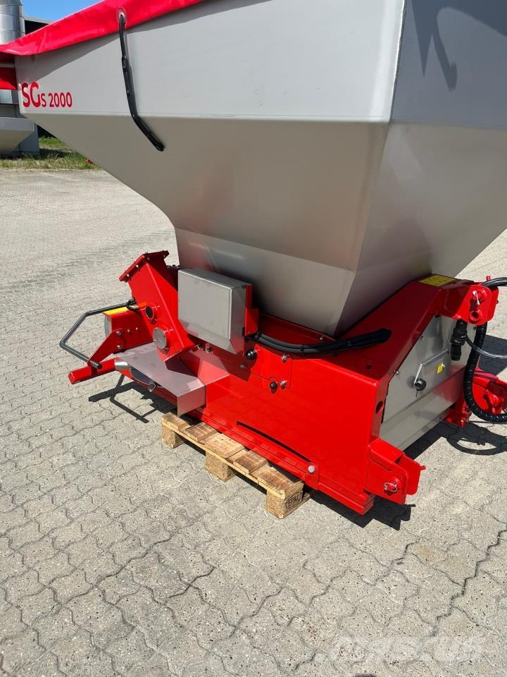 Bredal SGS 2000 saltspreder معدات نشر الرمال والملح