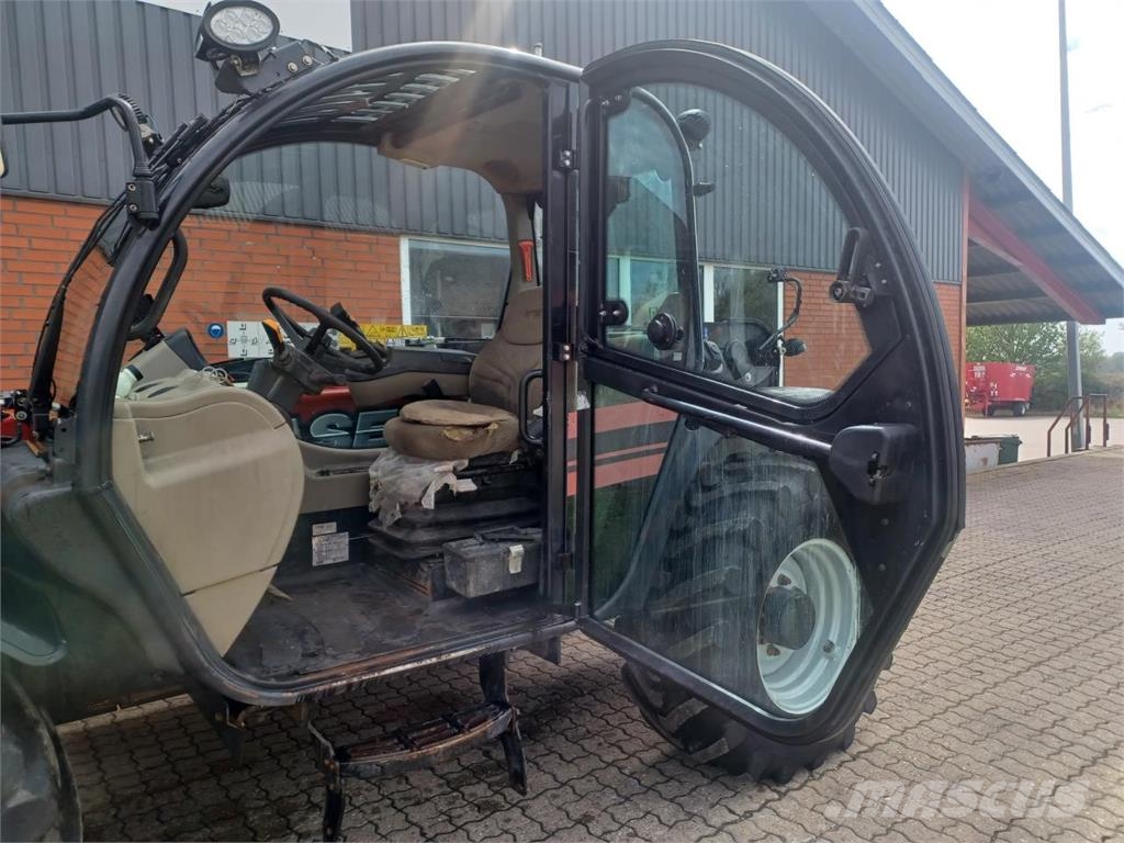 CASE 742 FARMLIFT Телескопічні навантажувачі