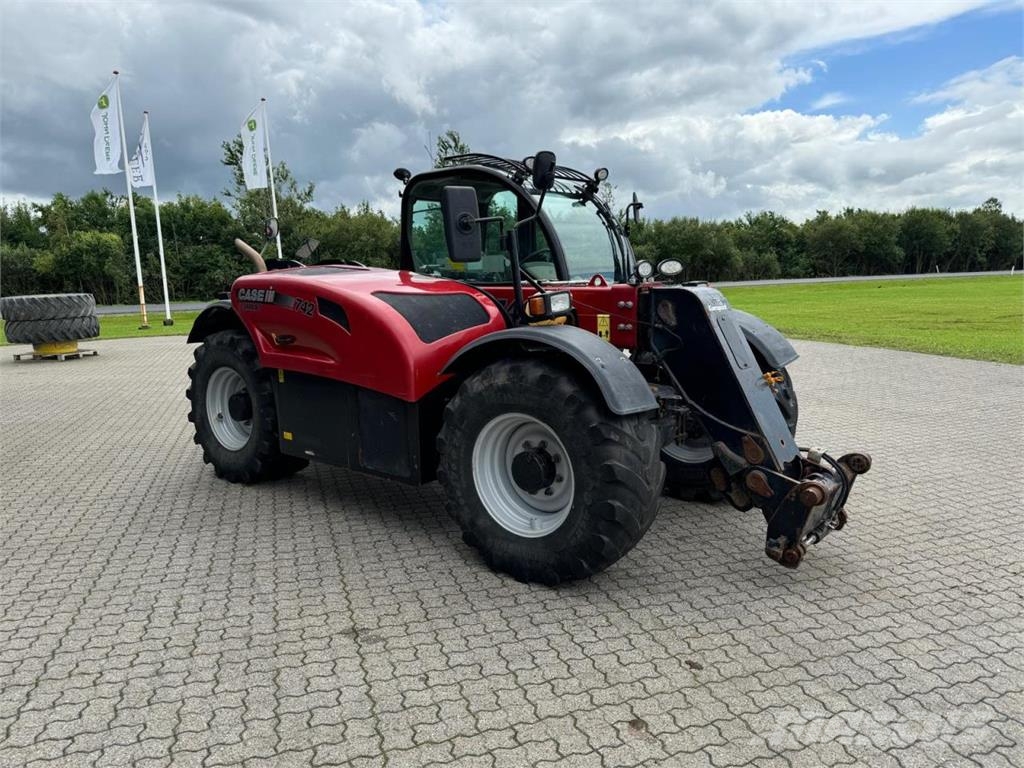 Case IH FARMLIFT 742 Teleskoplader