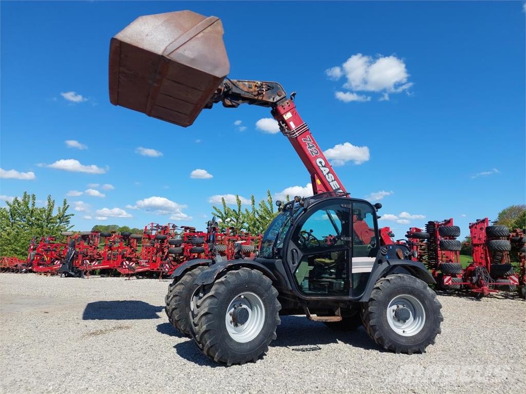Case IH Farmlift 742 Lauksaimniecības pacēlāji