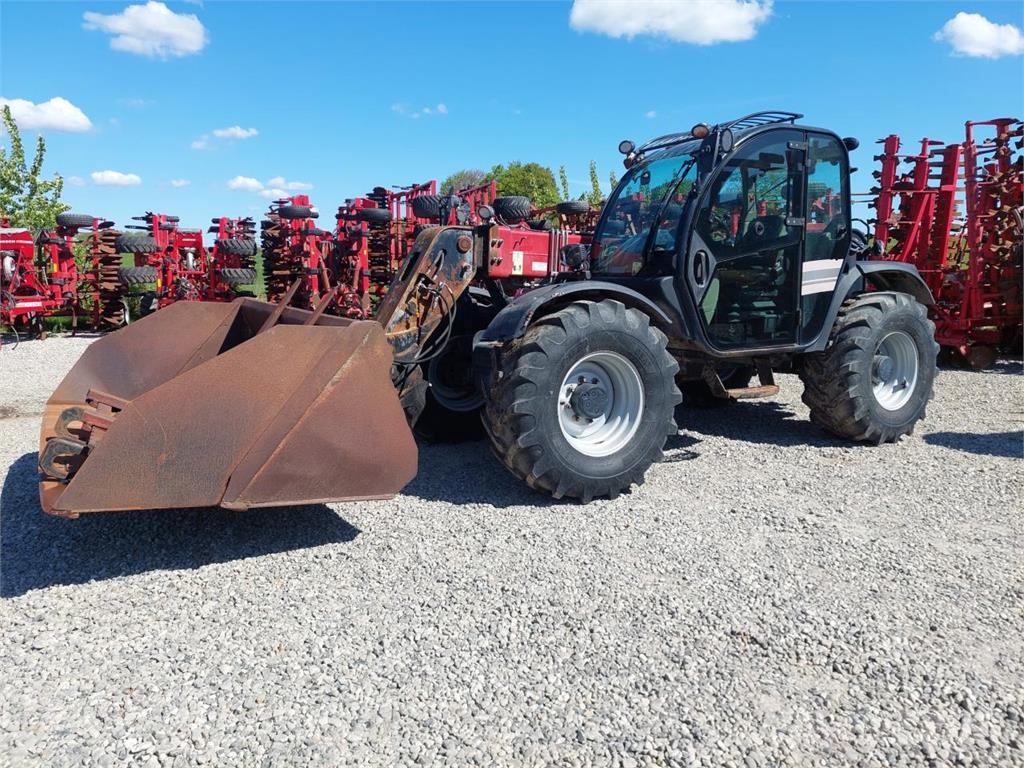Case IH Farmlift 742 Lauksaimniecības pacēlāji