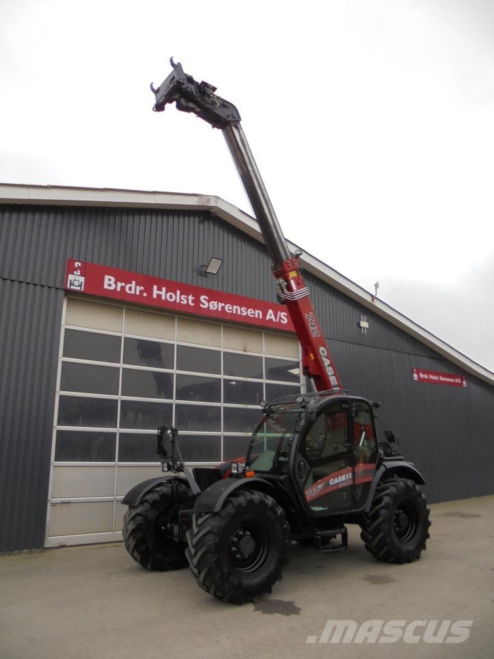 Case IH FARMLIFT 742 伸缩臂叉装车|叉装车