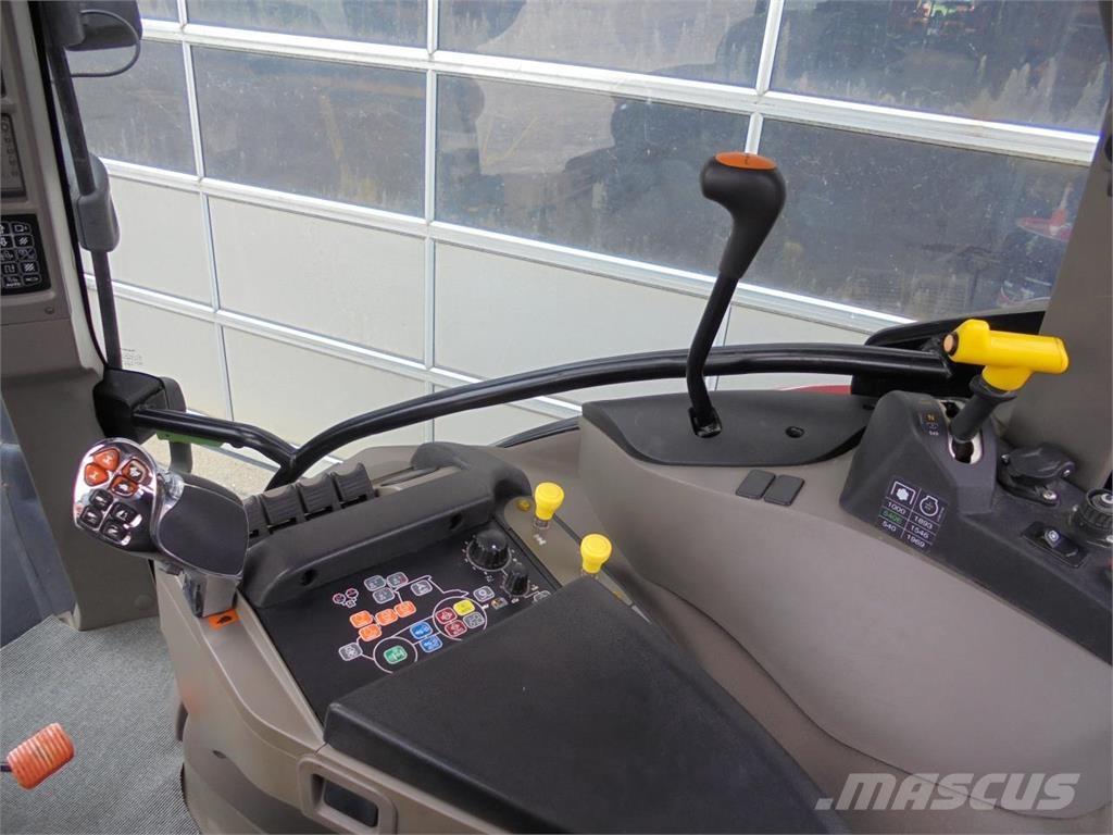 Case IH MAXXUM 130 MC 4WD Трактори