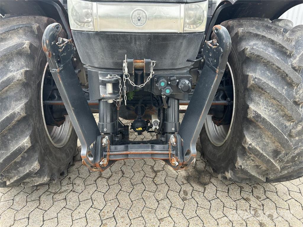Case IH PUMA 240 CVX Traktory
