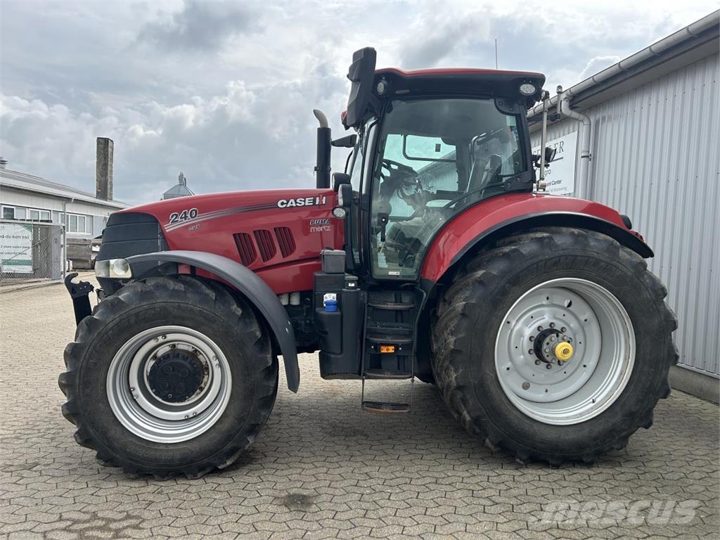 Case IH PUMA 240 CVX Traktory