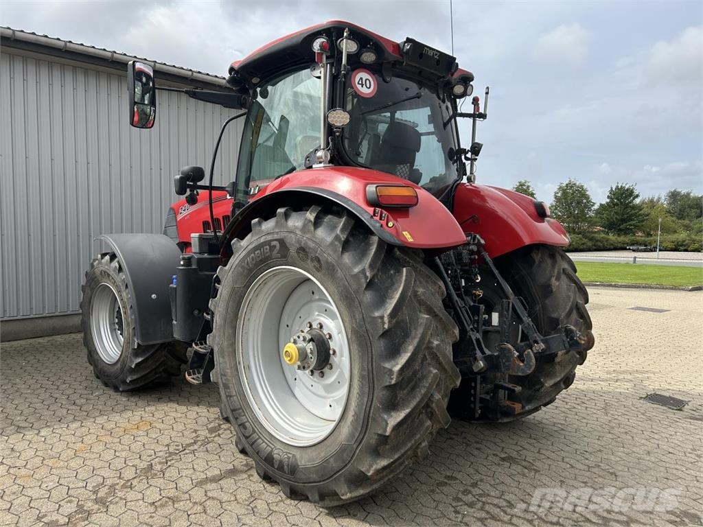 Case IH PUMA 240 CVX Traktory
