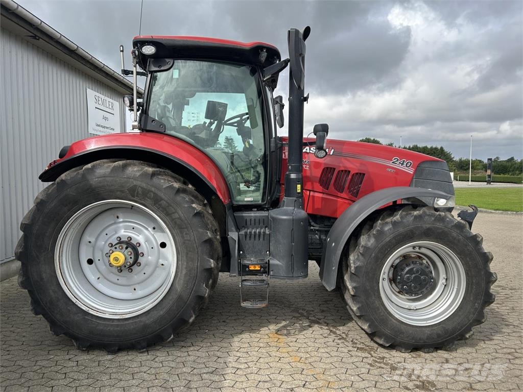Case IH PUMA 240 CVX Traktory