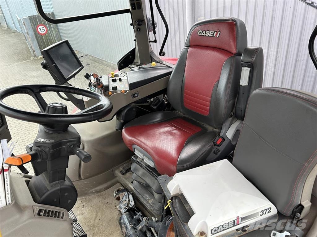 Case IH PUMA 240 CVX Traktory