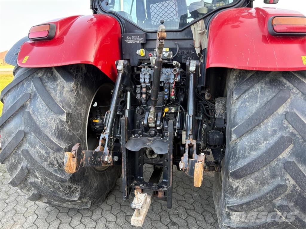Case IH PUMA 240 CVX Traktori
