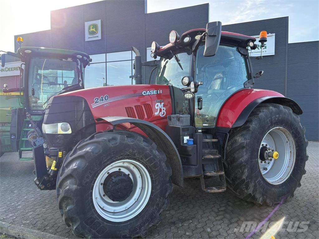 Case IH PUMA 240 CVX Traktori
