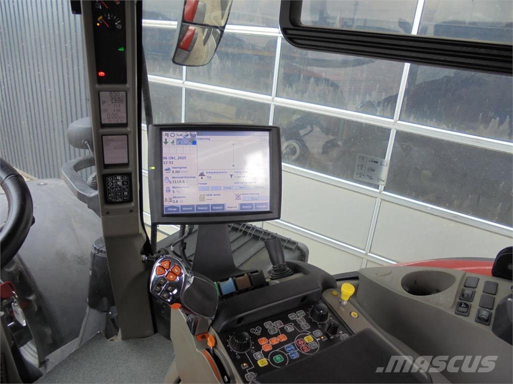 Case IH PUMA 240 CVXDRIVE Traktory