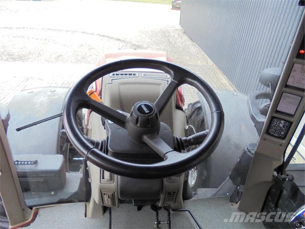 Case IH PUMA 240 CVXDRIVE Traktory