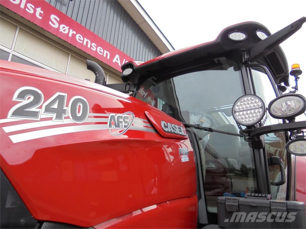 Case IH PUMA 240 CVXDRIVE Traktori