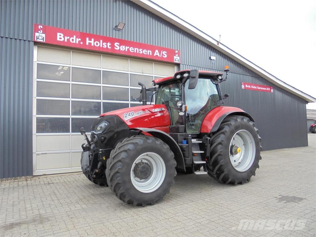 Case IH PUMA 240 CVXDRIVE Traktory