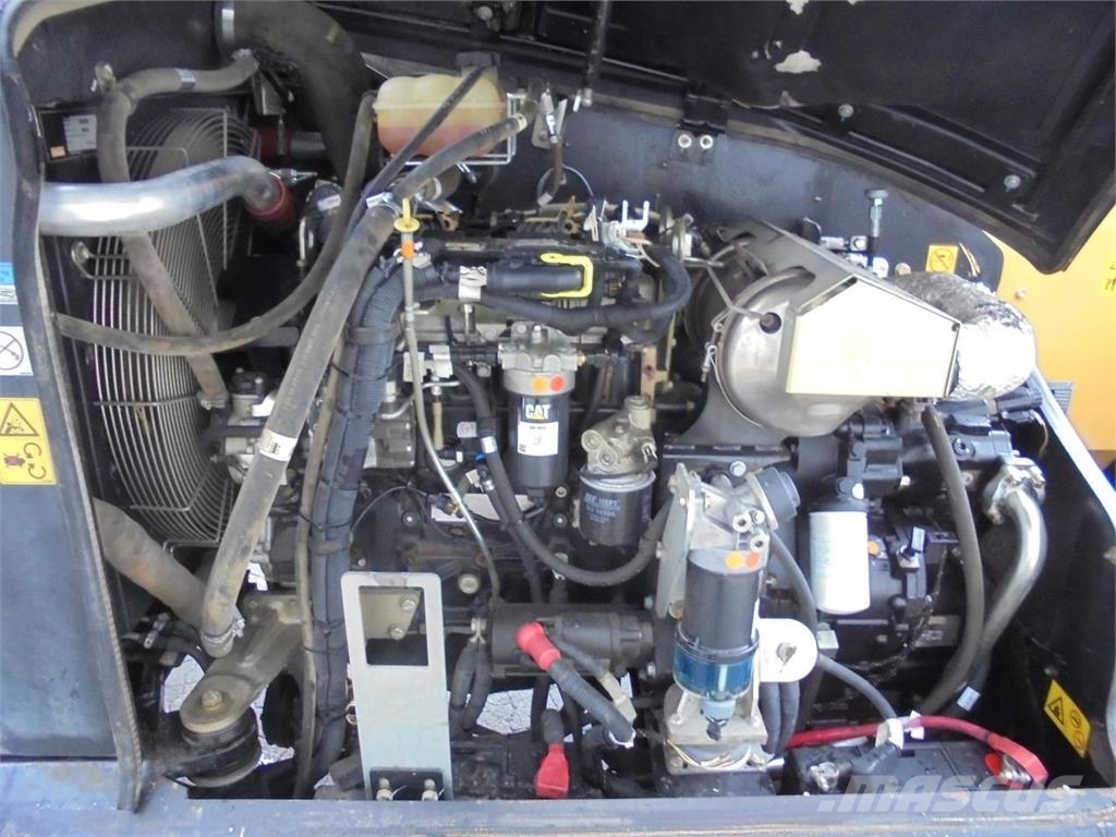 CAT TH414C مناولات متداخلة