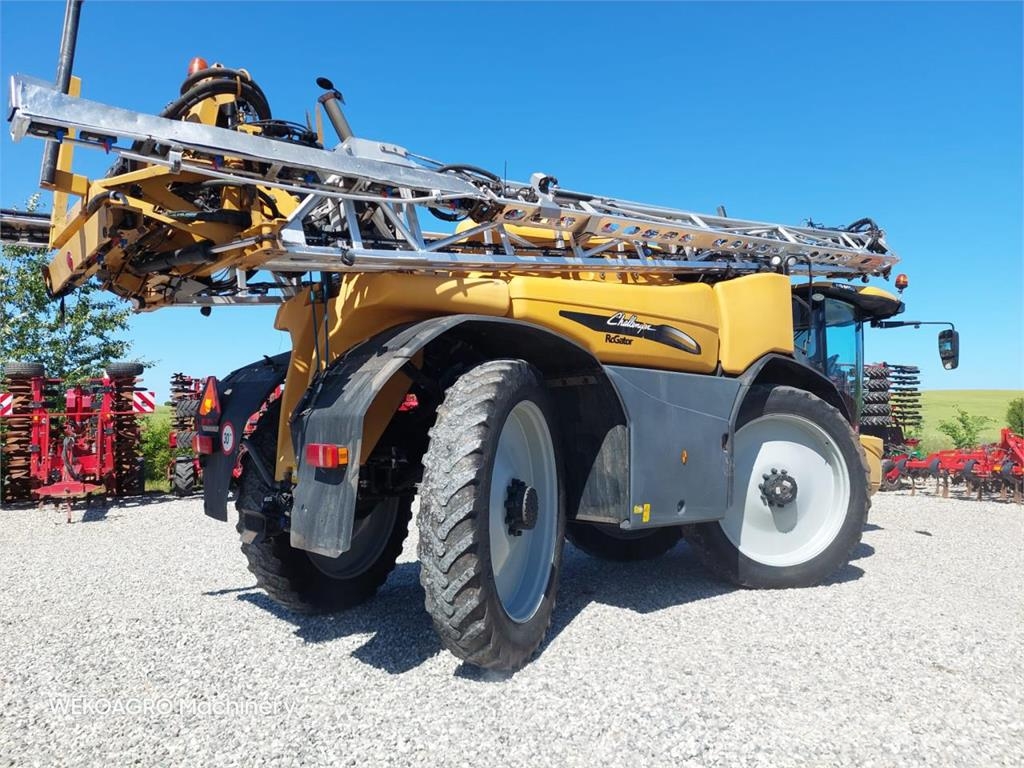 Challenger RoGator 655D 24-36m med GPS Savaeigiai purkštuvai