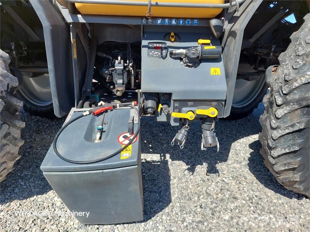 Challenger RoGator 655D 24-36m med GPS Savaeigiai purkštuvai
