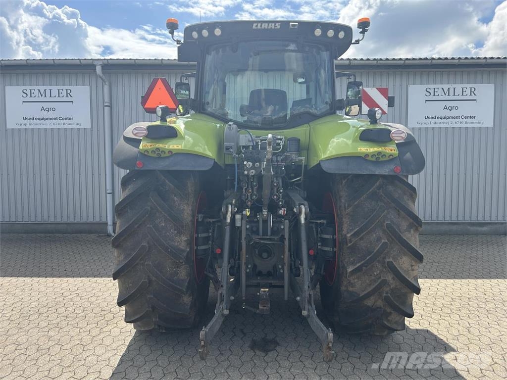 CLAAS AXION 870 Traktorer