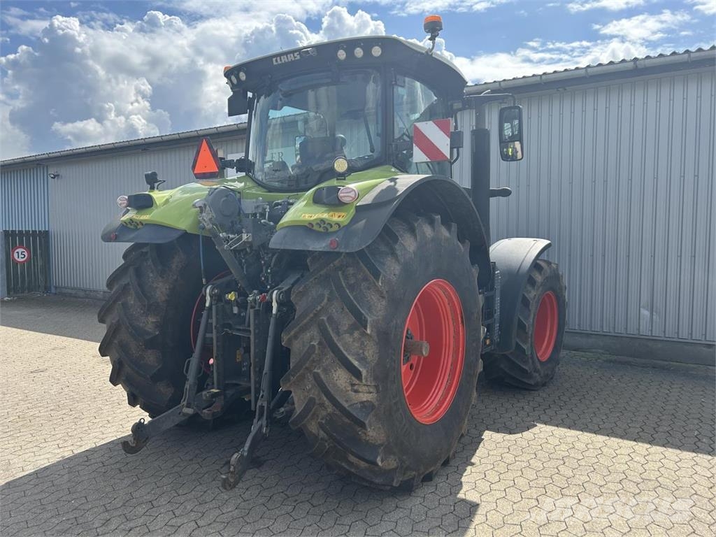 CLAAS AXION 870 Traktorer