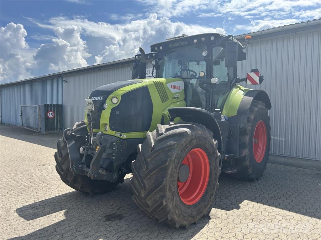 CLAAS AXION 870 Traktorer