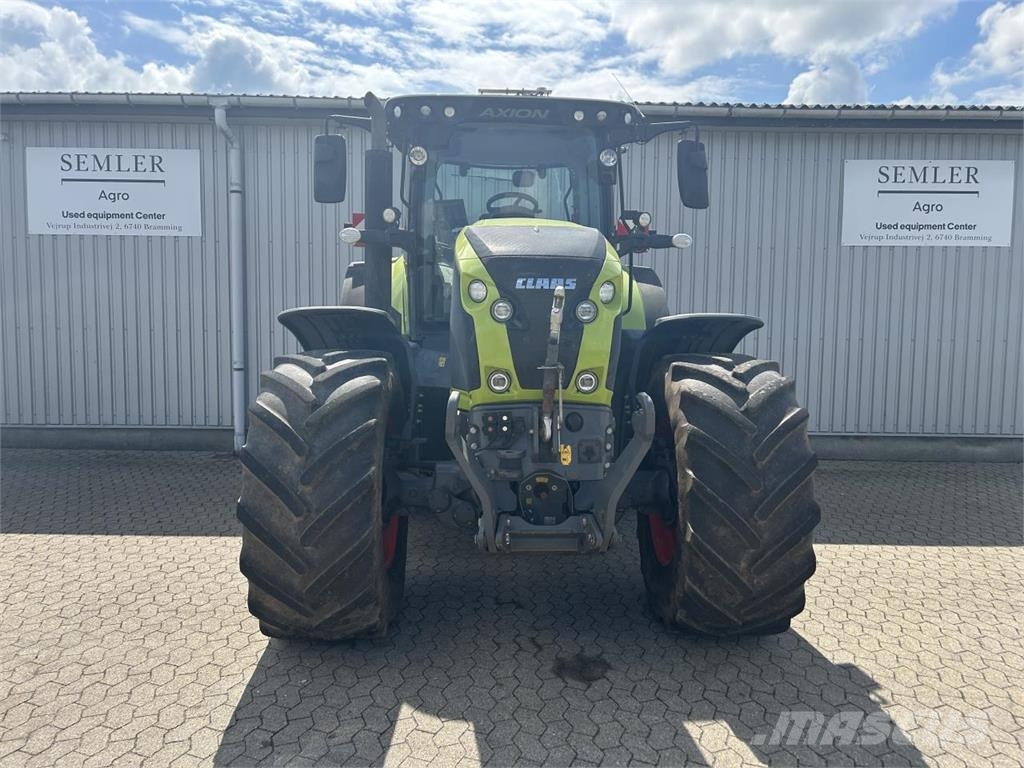 CLAAS AXION 870 Traktorer