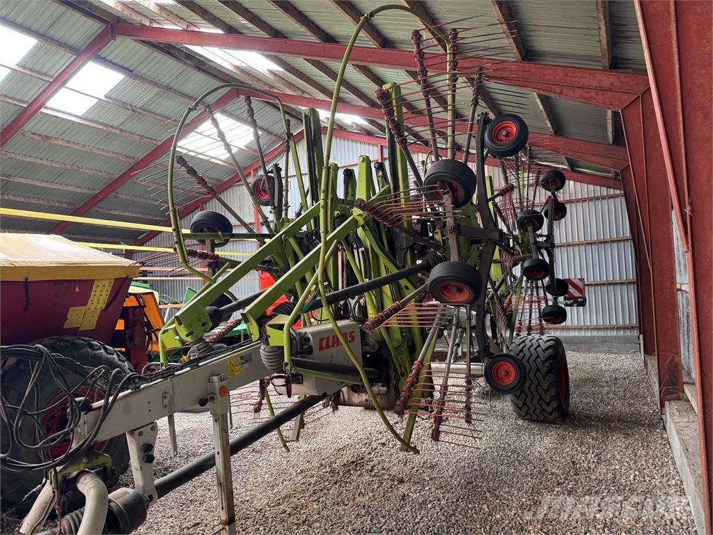 CLAAS LINER 4000 Okretači i sakupljači sena
